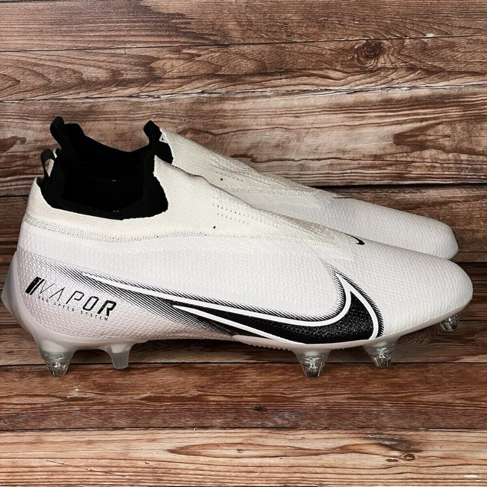 Nike Vapor Edge 360 Elite Flyknit White Football Cleats Mens Size 13 CZ7837-100